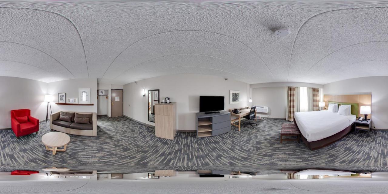 Wingate By Wyndham Lincoln Airport East Hotell Exteriör bild